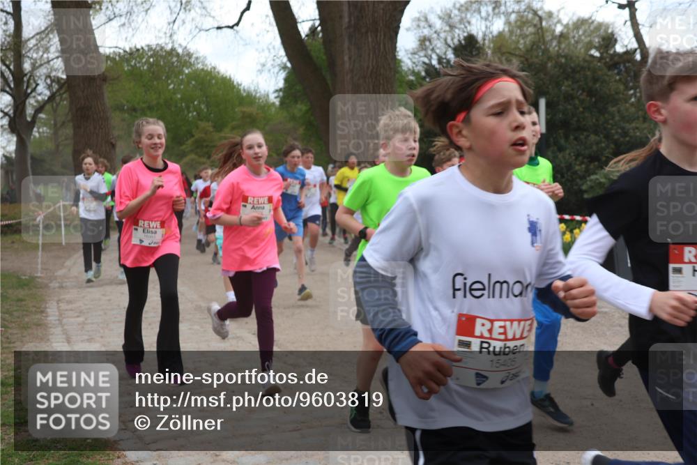 25.04.2026 - Das Zehntel Zöllner http://msf.ph/oto/9603819 25.04.2026 14:43:24 Laufen 111, 15405 meine-sportfotos.de