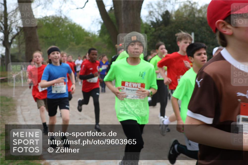 25.04.2026 - Das Zehntel Zöllner http://msf.ph/oto/9603965 25.04.2026 14:43:41 Laufen 17240 meine-sportfotos.de