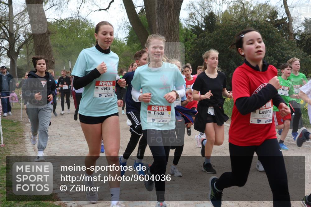 25.04.2026 - Das Zehntel Zöllner http://msf.ph/oto/9604036 25.04.2026 14:43:49 Laufen 17160, 17159, 16041, 15098 meine-sportfotos.de
