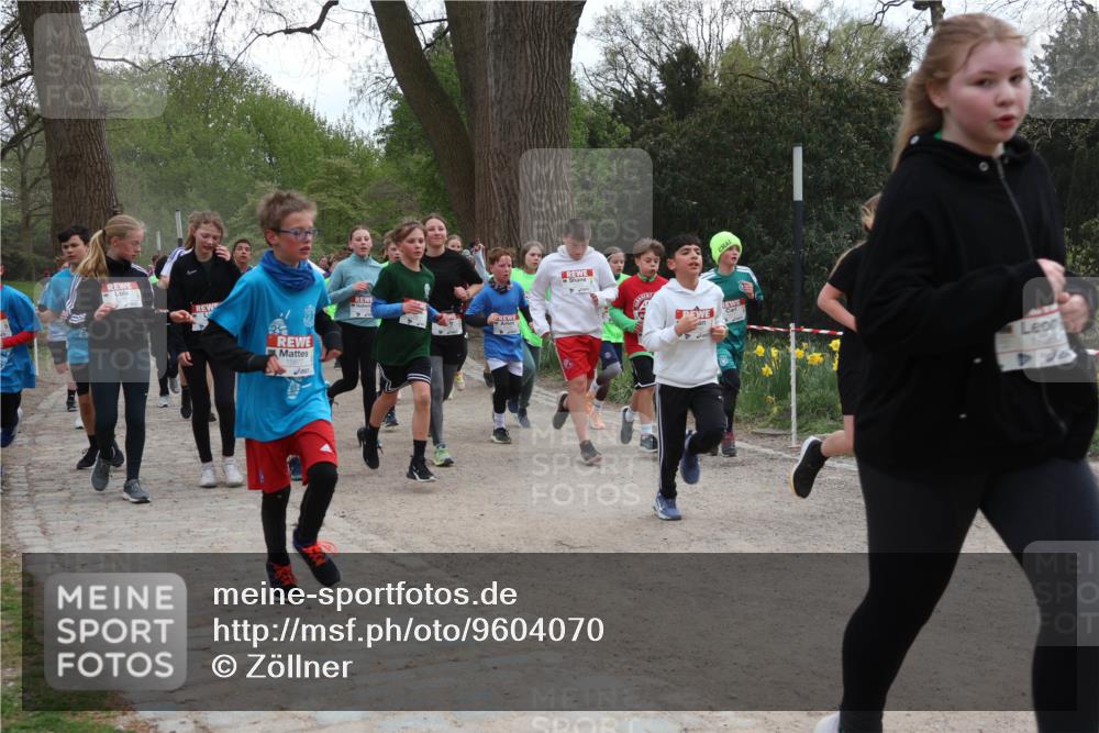 25.04.2026 - Das Zehntel Zöllner http://msf.ph/oto/9604070 25.04.2026 14:43:53 Laufen 1736 meine-sportfotos.de