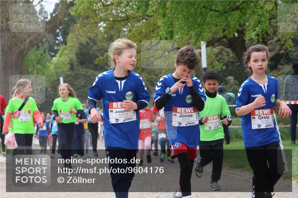 25.04.2026 - Das Zehntel Zöllner http://msf.ph/oto/9604176 25.04.2026 11:48:39 Laufen 10113, 10111, 11240, 10120 meine-sportfotos.de