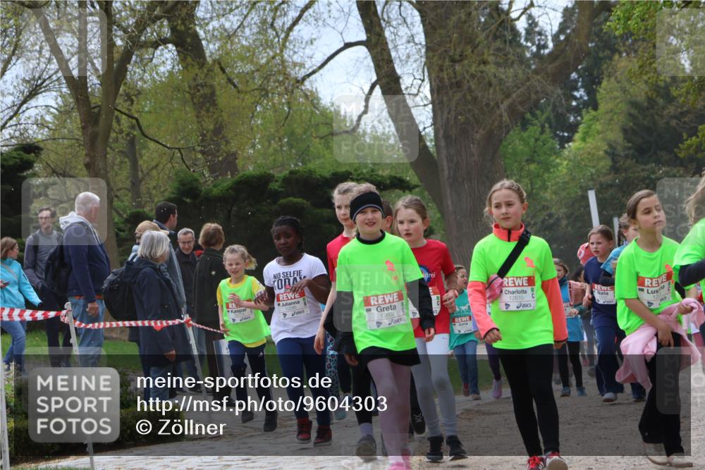 25.04.2026 - Das Zehntel Zöllner http://msf.ph/oto/9604303 25.04.2026 11:48:42 Laufen 10779, 12602, 33761, 12610 meine-sportfotos.de