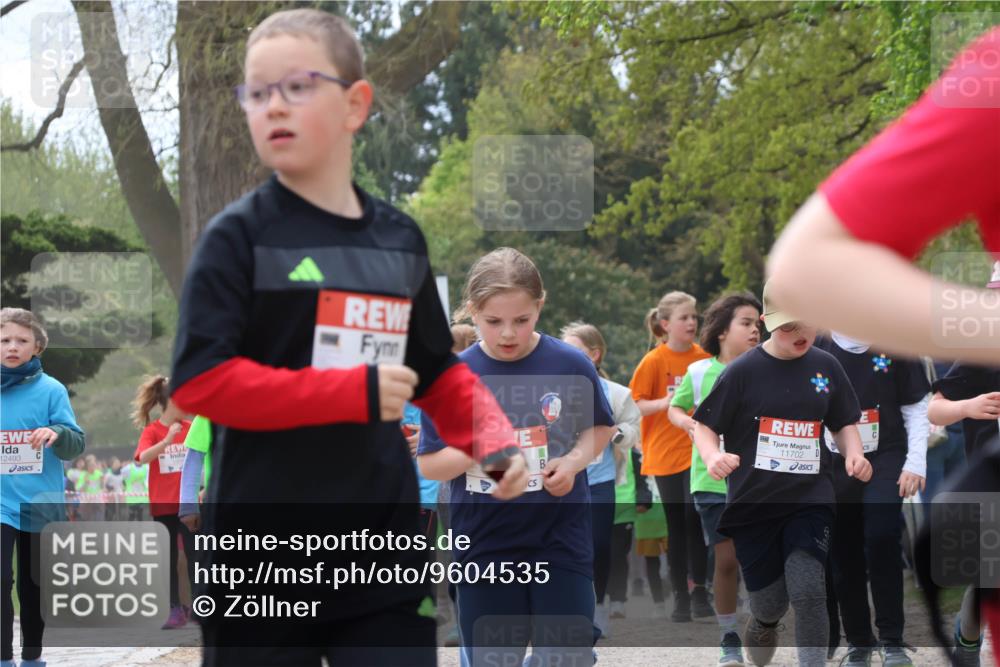 25.04.2026 - Das Zehntel Zöllner http://msf.ph/oto/9604535 25.04.2026 11:48:47 Laufen 12493, 11702 meine-sportfotos.de