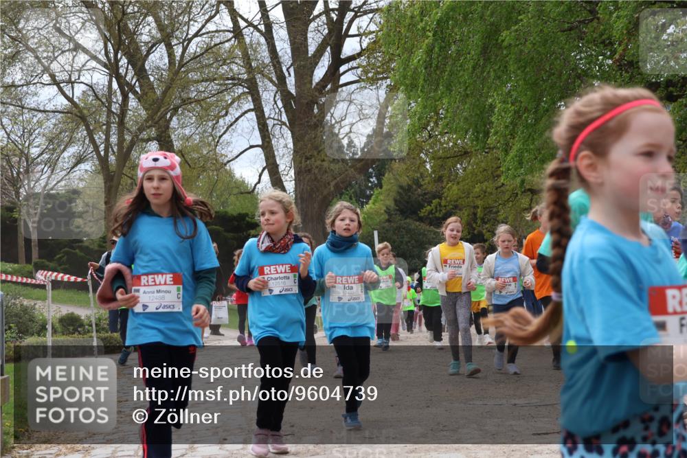 25.04.2026 - Das Zehntel Zöllner http://msf.ph/oto/9604739 25.04.2026 11:48:51 Laufen 12488, 12516, 12493 meine-sportfotos.de