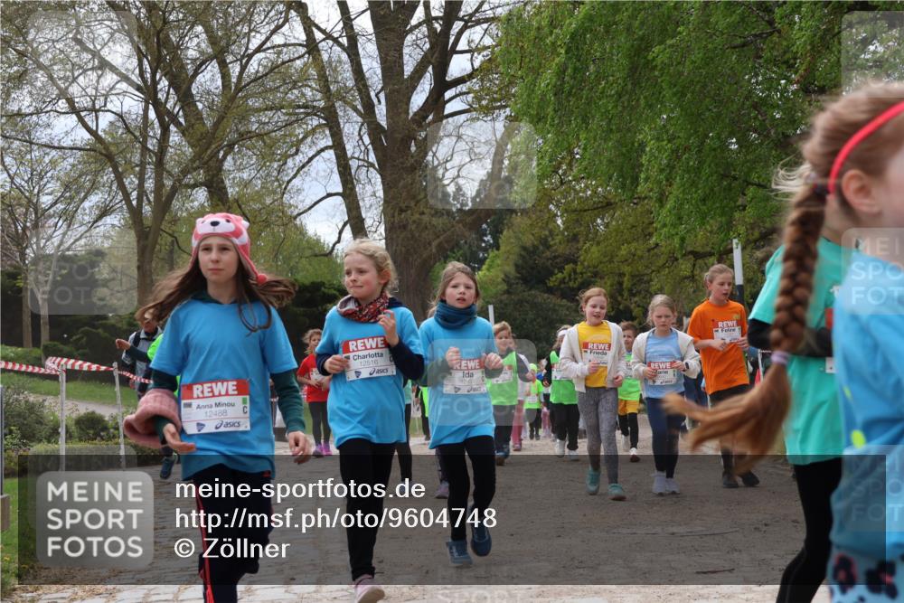 25.04.2026 - Das Zehntel Zöllner http://msf.ph/oto/9604748 25.04.2026 11:48:52 Laufen 12488, 12516, 12493 meine-sportfotos.de