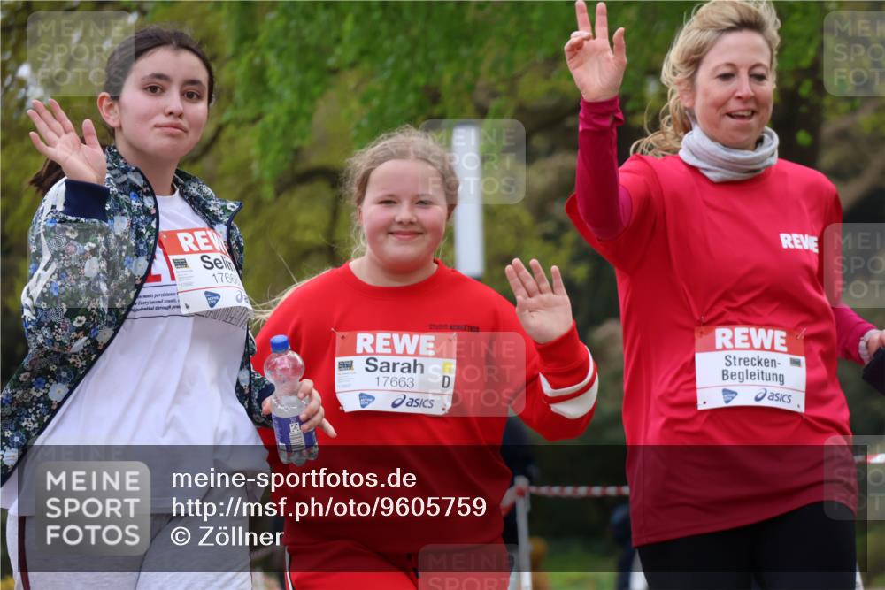 25.04.2026 - Das Zehntel Zöllner http://msf.ph/oto/9605759 25.04.2026 13:52:12 Laufen 1766, 17666, 17663, 17663 meine-sportfotos.de