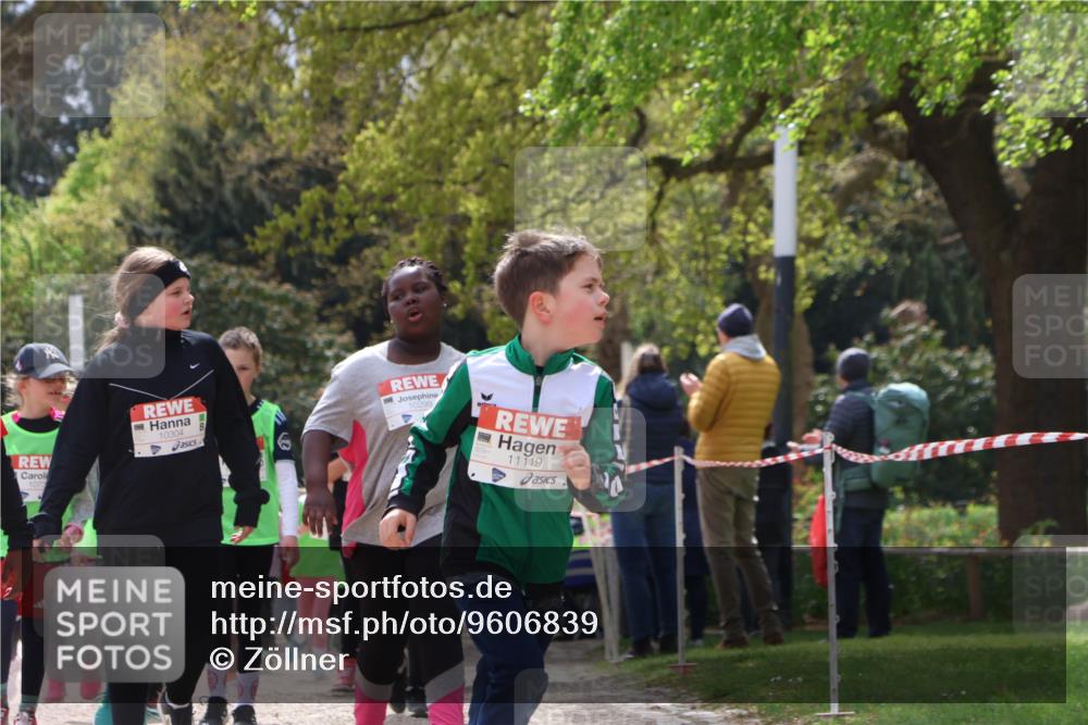 25.04.2026 - Das Zehntel Zöllner http://msf.ph/oto/9606839 25.04.2026 11:49:46 Laufen 10304, 10299, 11119 meine-sportfotos.de