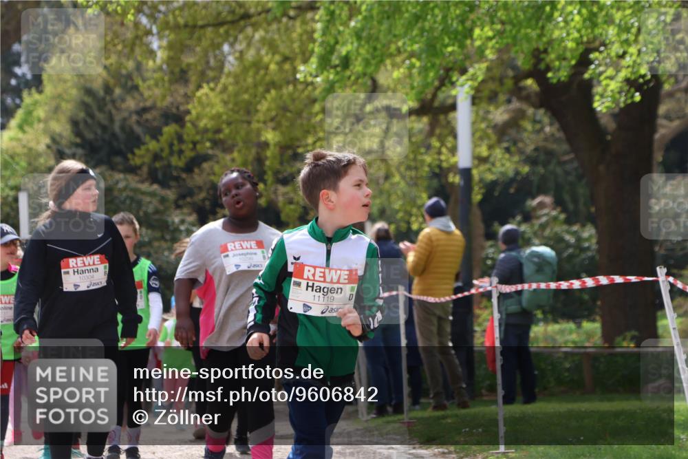 25.04.2026 - Das Zehntel Zöllner http://msf.ph/oto/9606842 25.04.2026 11:49:47 Laufen 10304, 10299, 11119 meine-sportfotos.de