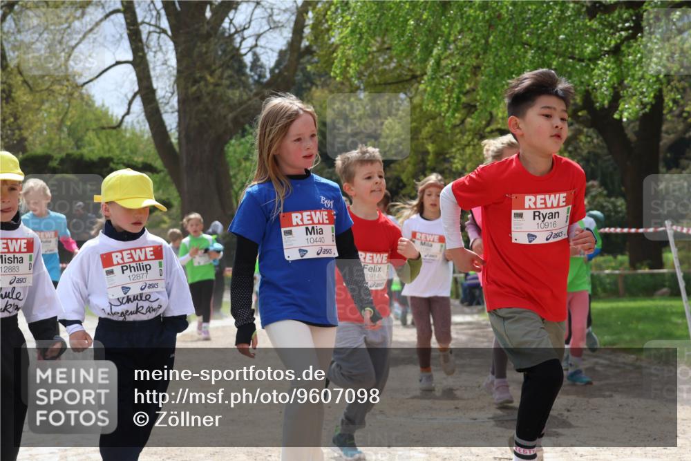 25.04.2026 - Das Zehntel Zöllner http://msf.ph/oto/9607098 25.04.2026 11:49:57 Laufen 12883, 12877, 10440, 0914, 10916 meine-sportfotos.de