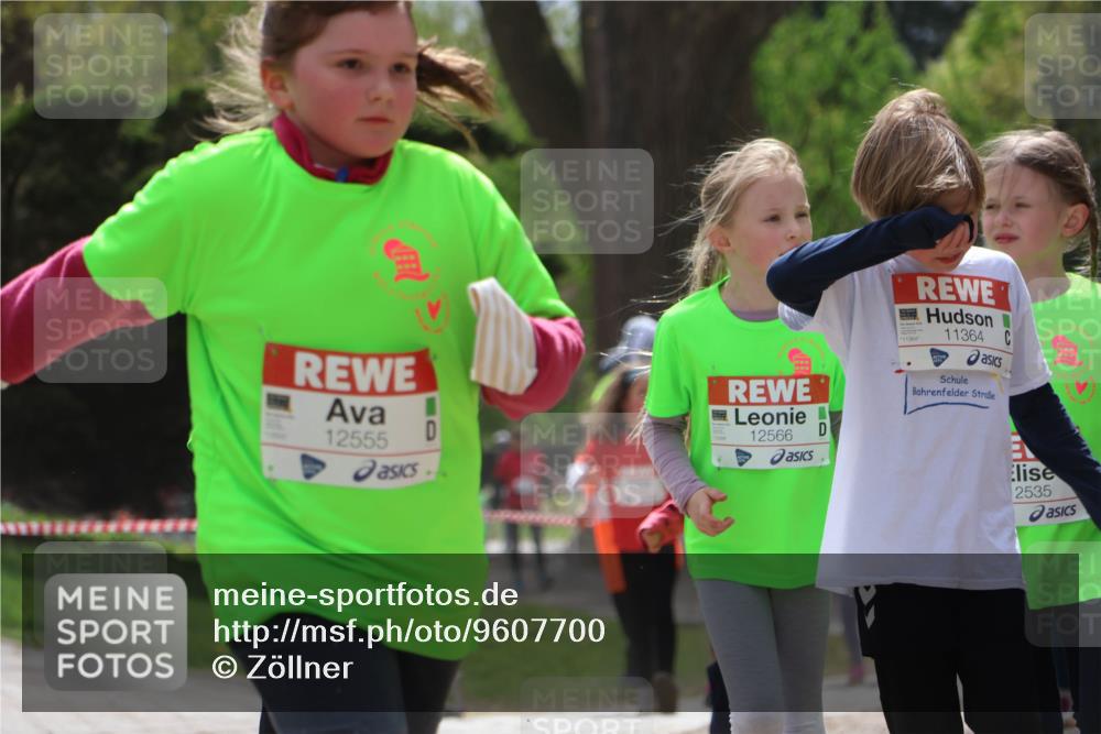 25.04.2026 - Das Zehntel Zöllner http://msf.ph/oto/9607700 25.04.2026 11:50:21 Laufen 12555, 12566, 11364, 2535 meine-sportfotos.de