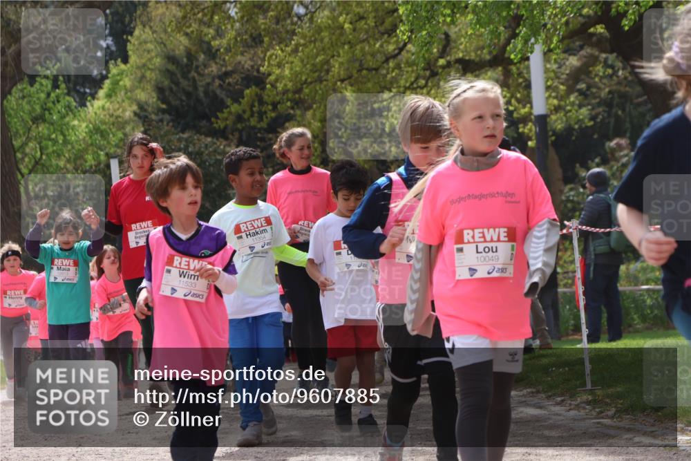 25.04.2026 - Das Zehntel Zöllner http://msf.ph/oto/9607885 25.04.2026 11:50:30 Laufen 12813, 11533, 11354, 10049, 96 meine-sportfotos.de