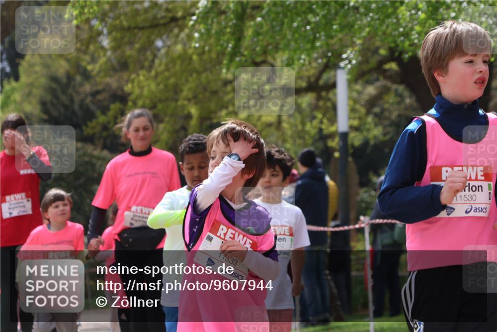 25.04.2026 - Das Zehntel Zöllner http://msf.ph/oto/9607944 25.04.2026 11:50:32 Laufen 33, 1, 352, 250, 11530 meine-sportfotos.de