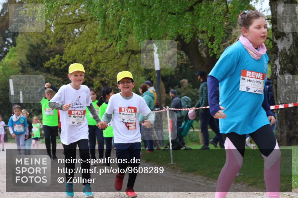25.04.2026 - Das Zehntel Zöllner http://msf.ph/oto/9608289 25.04.2026 11:50:45 Laufen 12881, 12882, 11142 meine-sportfotos.de
