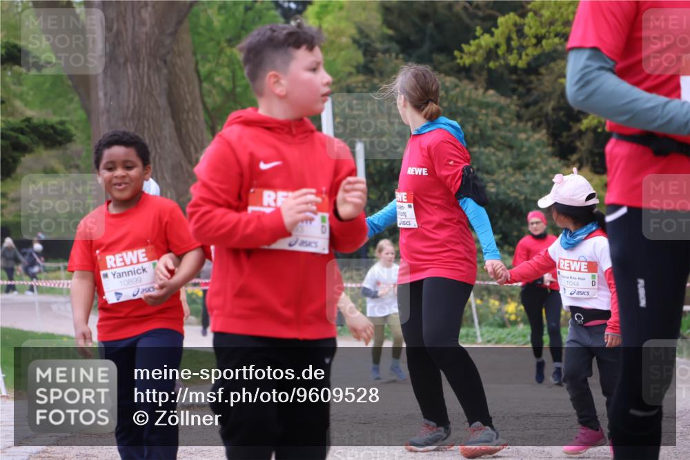 25.04.2026 - Das Zehntel Zöllner http://msf.ph/oto/9609528 25.04.2026 11:51:51 Laufen 10899, 1044 meine-sportfotos.de