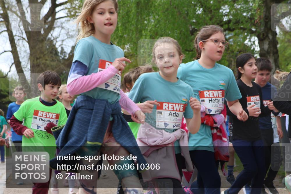 25.04.2026 - Das Zehntel Zöllner http://msf.ph/oto/9610306 25.04.2026 09:45:19 Laufen 729, 7514, 7562, 10, 7531 meine-sportfotos.de