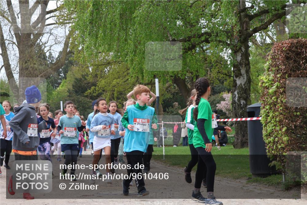 25.04.2026 - Das Zehntel Zöllner http://msf.ph/oto/9610406 25.04.2026 09:45:24 Laufen 6400 meine-sportfotos.de