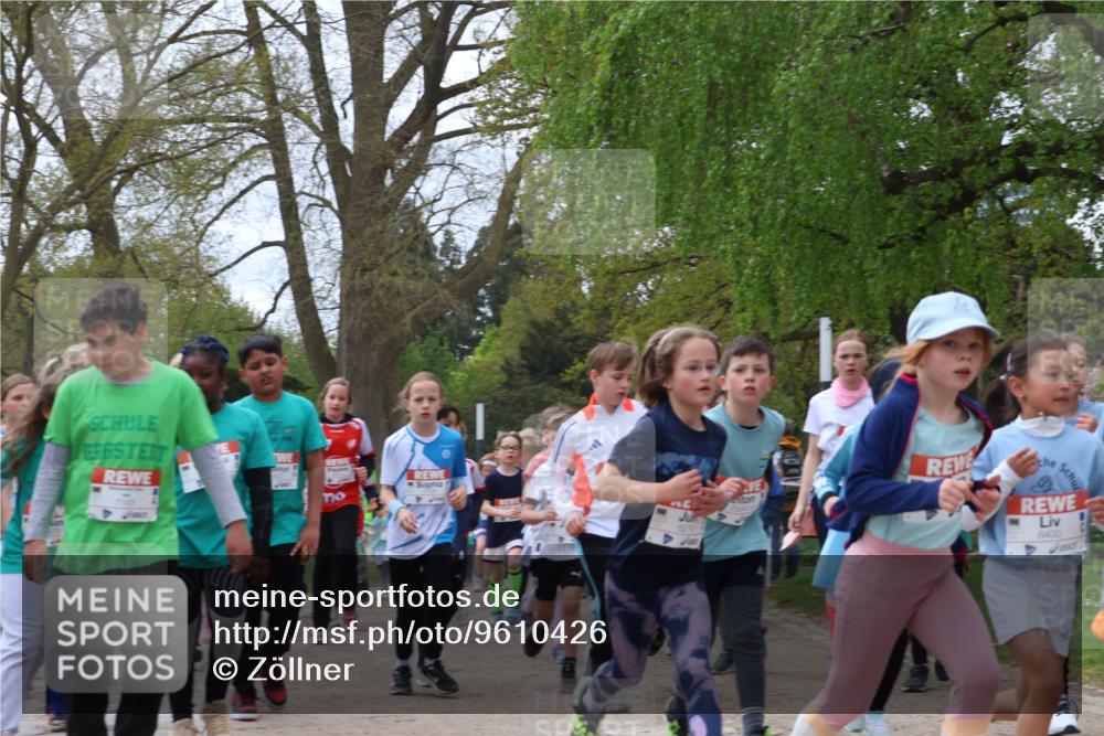 25.04.2026 - Das Zehntel Zöllner http://msf.ph/oto/9610426 25.04.2026 09:45:26 Laufen 6400 meine-sportfotos.de