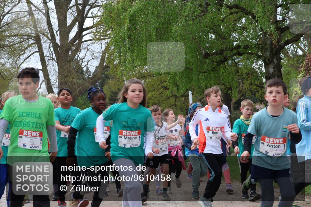 25.04.2026 - Das Zehntel Zöllner http://msf.ph/oto/9610458 25.04.2026 09:45:27 Laufen 589, 7143, 32, 5875, 6725, 7554 meine-sportfotos.de