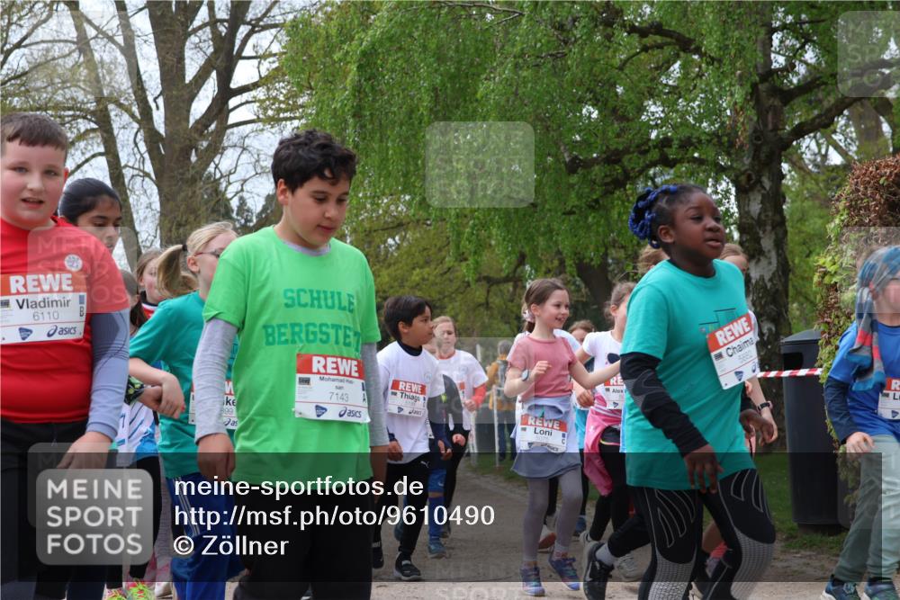 25.04.2026 - Das Zehntel Zöllner http://msf.ph/oto/9610490 25.04.2026 09:45:28 Laufen 6110, 899, 7143, 5882 meine-sportfotos.de