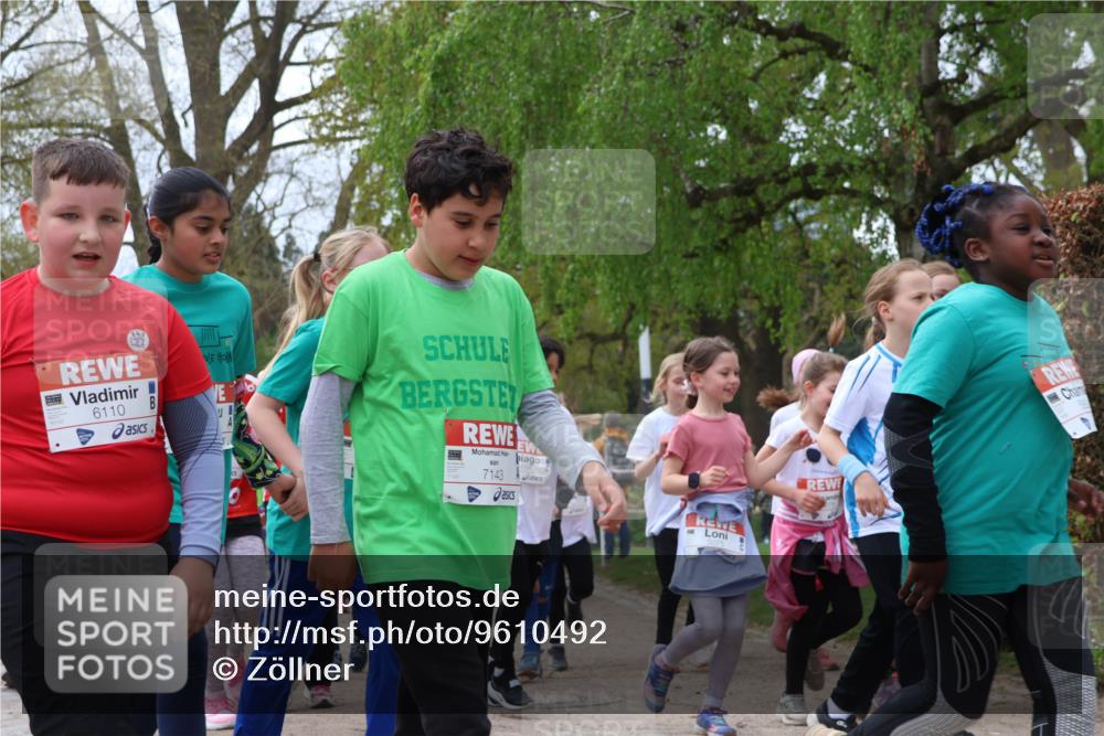 25.04.2026 - Das Zehntel Zöllner http://msf.ph/oto/9610492 25.04.2026 09:45:28 Laufen 6110, 7143, 5075 meine-sportfotos.de