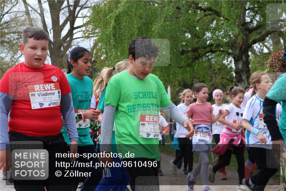 25.04.2026 - Das Zehntel Zöllner http://msf.ph/oto/9610496 25.04.2026 09:45:28 Laufen 6110, 7143, 5075 meine-sportfotos.de