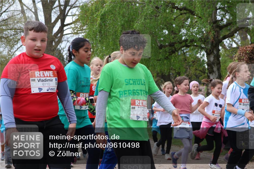 25.04.2026 - Das Zehntel Zöllner http://msf.ph/oto/9610498 25.04.2026 09:45:28 Laufen 6110, 7143, 5075, 7708 meine-sportfotos.de