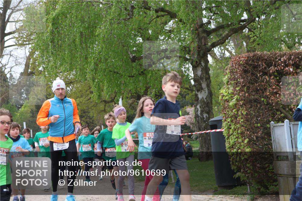 25.04.2026 - Das Zehntel Zöllner http://msf.ph/oto/9610699 25.04.2026 09:45:38 Laufen 261, 6704 meine-sportfotos.de