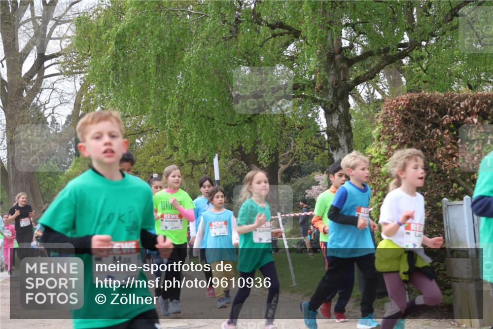 25.04.2026 - Das Zehntel Zöllner http://msf.ph/oto/9610936 25.04.2026 09:45:44 Laufen 6484 meine-sportfotos.de