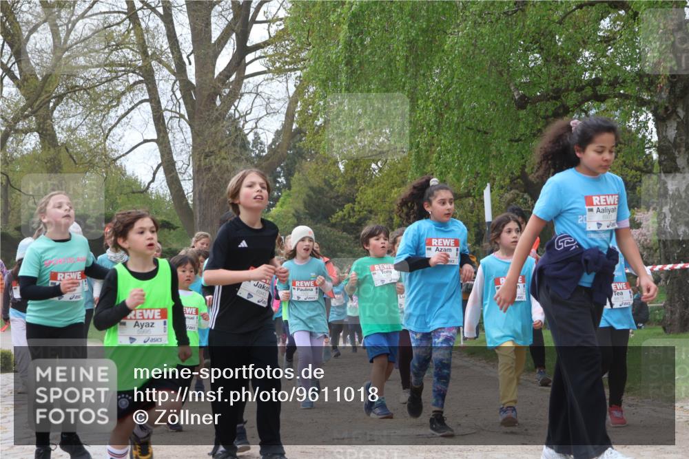 25.04.2026 - Das Zehntel Zöllner http://msf.ph/oto/9611018 25.04.2026 09:45:45 Laufen 5995, 6943, 6931, 20 meine-sportfotos.de