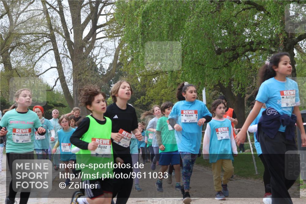 25.04.2026 - Das Zehntel Zöllner http://msf.ph/oto/9611033 25.04.2026 09:45:46 Laufen 6021, 5995, 6943, 6931, 20 meine-sportfotos.de