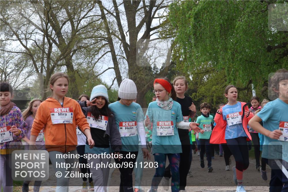 25.04.2026 - Das Zehntel Zöllner http://msf.ph/oto/9611203 25.04.2026 09:45:50 Laufen 238, 5243, 7617, 7581, 7630, 7610 meine-sportfotos.de