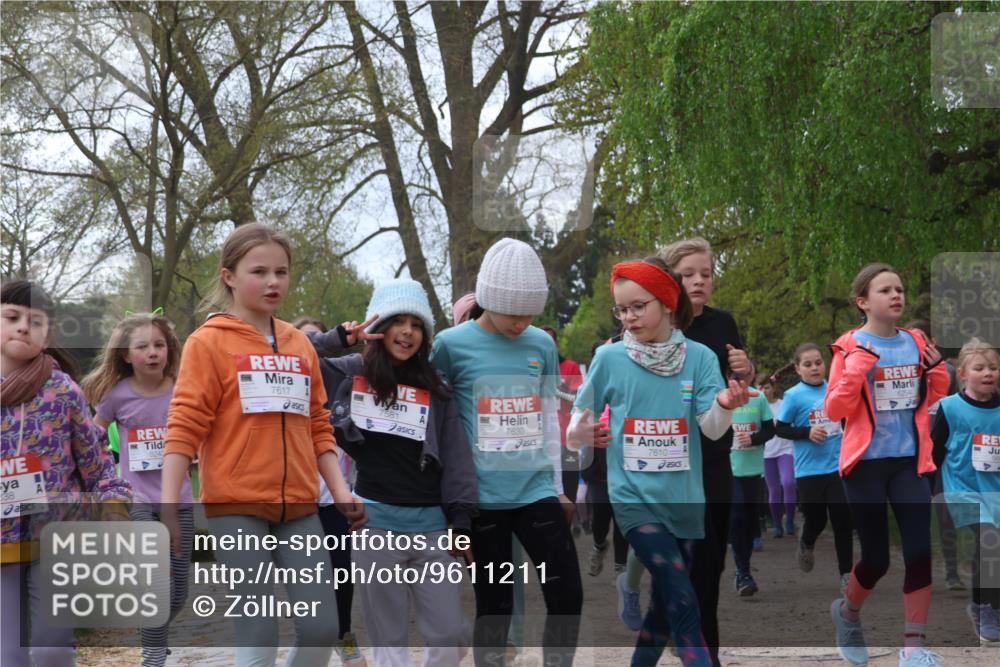25.04.2026 - Das Zehntel Zöllner http://msf.ph/oto/9611211 25.04.2026 09:45:50 Laufen 238, 7617, 7581, 7630, 7610 meine-sportfotos.de