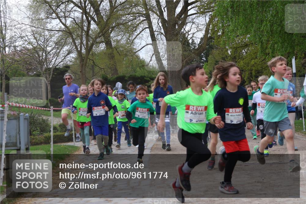 25.04.2026 - Das Zehntel Zöllner http://msf.ph/oto/9611774 25.04.2026 09:46:11 Laufen 7013, 6574 meine-sportfotos.de