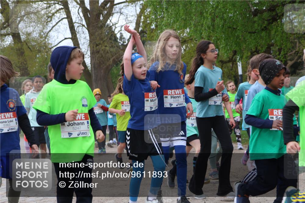 25.04.2026 - Das Zehntel Zöllner http://msf.ph/oto/9611893 25.04.2026 09:46:14 Laufen 5363, 5359, 5247, 5861, 757 meine-sportfotos.de