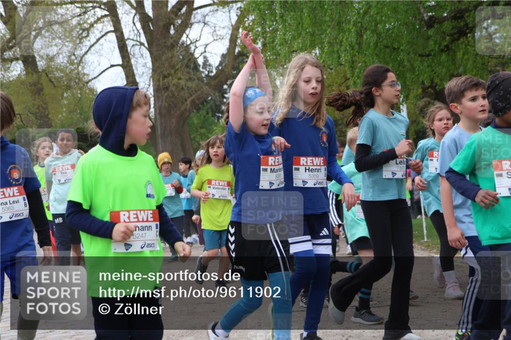 25.04.2026 - Das Zehntel Zöllner http://msf.ph/oto/9611902 25.04.2026 09:46:14 Laufen 5363, 5247, 5361, 5359, 7573 meine-sportfotos.de