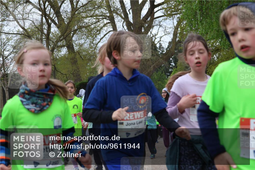 25.04.2026 - Das Zehntel Zöllner http://msf.ph/oto/9611944 25.04.2026 09:46:16 Laufen 5256, 5363 meine-sportfotos.de