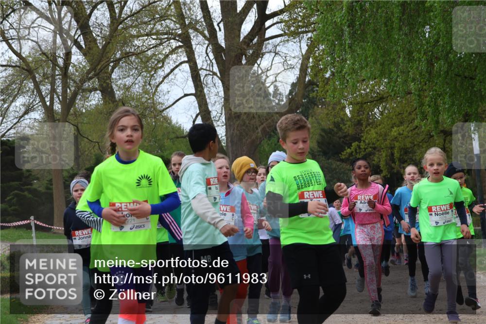 25.04.2026 - Das Zehntel Zöllner http://msf.ph/oto/9611983 25.04.2026 09:46:17 Laufen 6602, 221, 7076, 7 meine-sportfotos.de