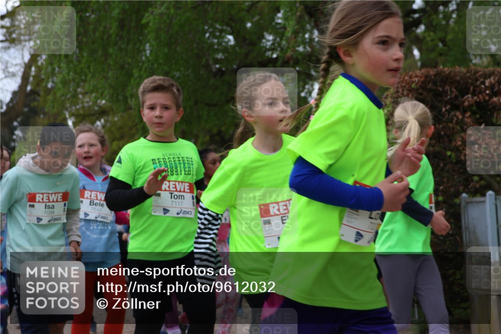 25.04.2026 - Das Zehntel Zöllner http://msf.ph/oto/9612032 25.04.2026 09:46:19 Laufen 7099, 7642, 00, 7117 meine-sportfotos.de