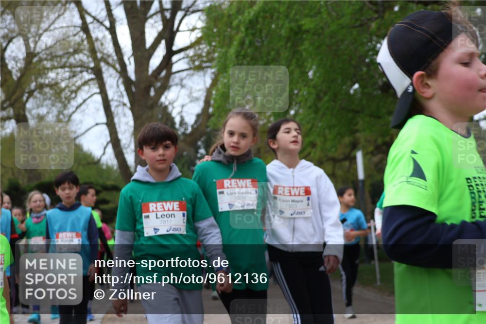 25.04.2026 - Das Zehntel Zöllner http://msf.ph/oto/9612136 25.04.2026 09:46:23 Laufen 7817, 7938, 7923 meine-sportfotos.de
