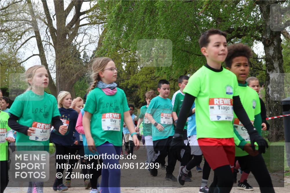 25.04.2026 - Das Zehntel Zöllner http://msf.ph/oto/9612299 25.04.2026 09:46:28 Laufen 6494, 84, 6486, 5254 meine-sportfotos.de