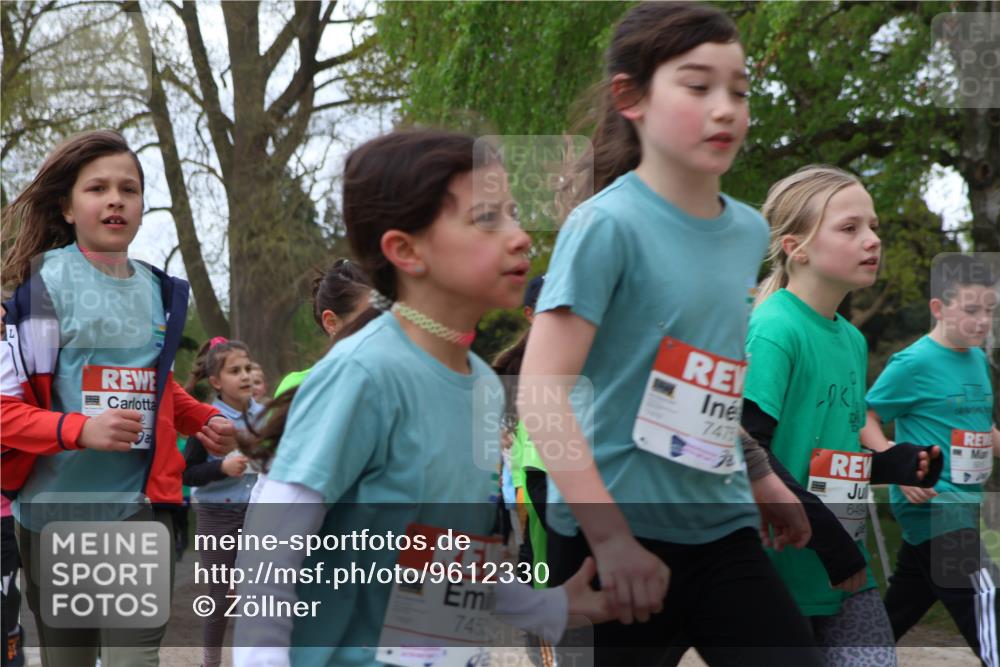 25.04.2026 - Das Zehntel Zöllner http://msf.ph/oto/9612330 25.04.2026 09:46:29 Laufen 7453, 747, 6494 meine-sportfotos.de