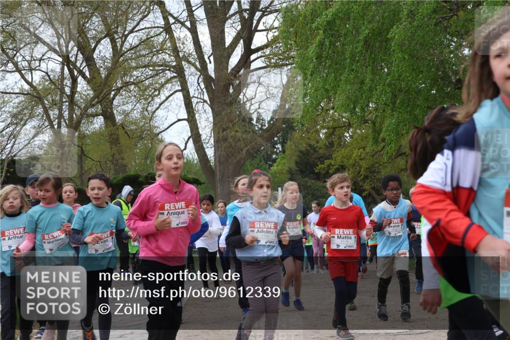 25.04.2026 - Das Zehntel Zöllner http://msf.ph/oto/9612339 25.04.2026 09:46:30 Laufen 7470, 7434, 7426, 7188, 7189, 8, 6179, 7643 meine-sportfotos.de