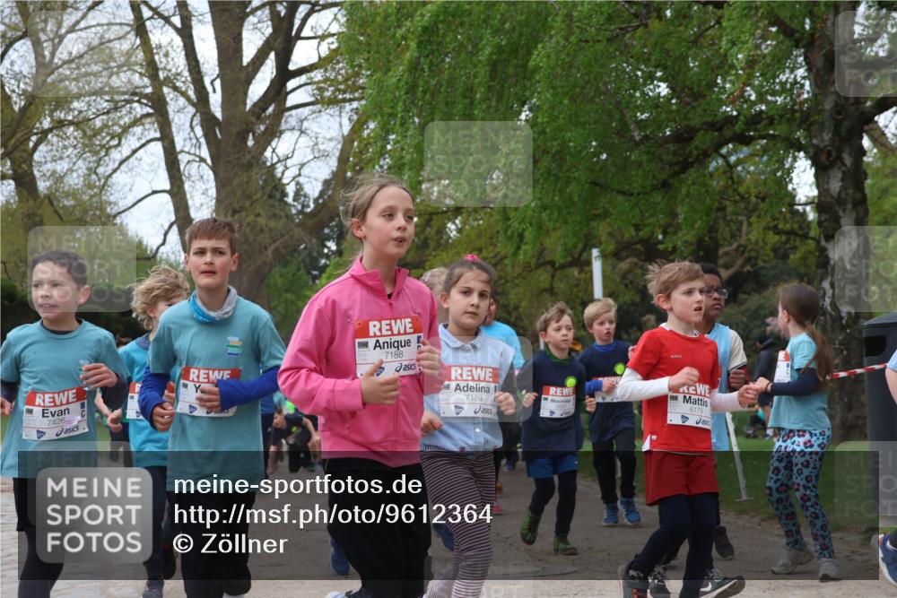 25.04.2026 - Das Zehntel Zöllner http://msf.ph/oto/9612364 25.04.2026 09:46:31 Laufen 7426, 7188, 7189, 6179 meine-sportfotos.de