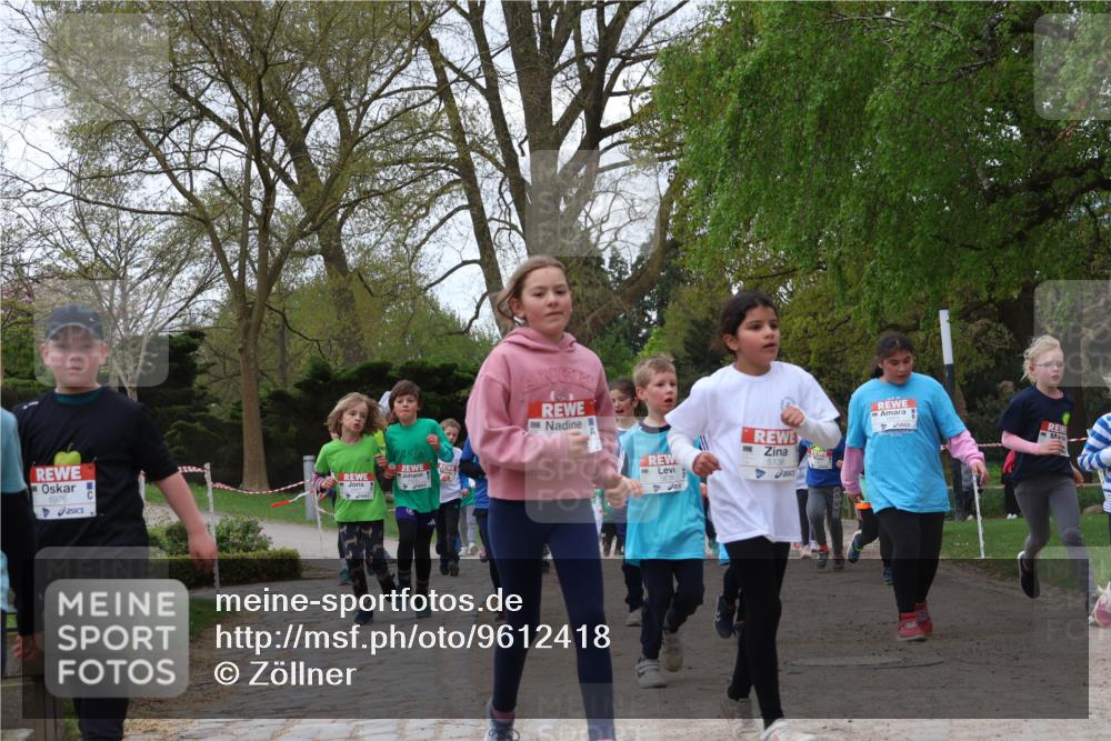 25.04.2026 - Das Zehntel Zöllner http://msf.ph/oto/9612418 25.04.2026 09:46:33 Laufen 6976, 5138 meine-sportfotos.de