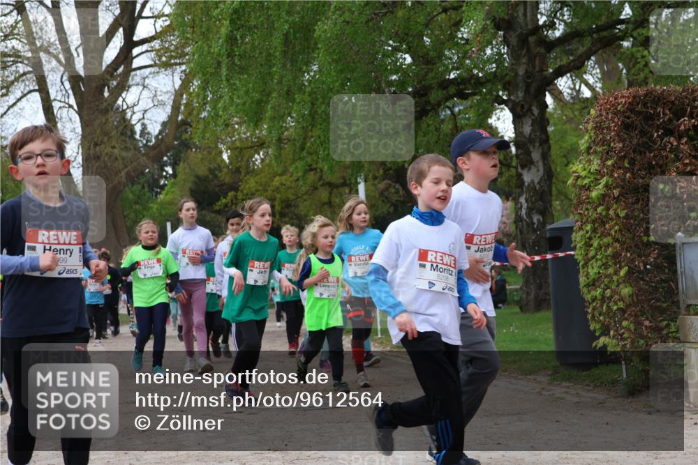 25.04.2026 - Das Zehntel Zöllner http://msf.ph/oto/9612564 25.04.2026 09:46:38 Laufen 99, 5208, 5200, 08 meine-sportfotos.de