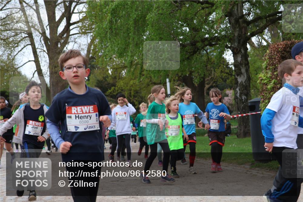 25.04.2026 - Das Zehntel Zöllner http://msf.ph/oto/9612580 25.04.2026 09:46:39 Laufen 6593, 6599, 10 meine-sportfotos.de