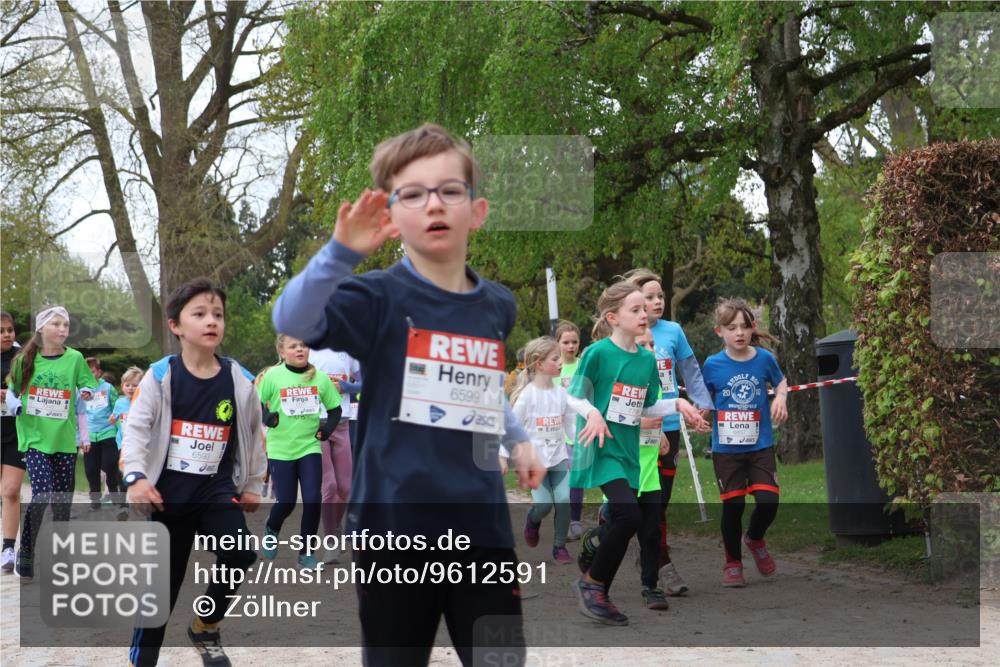 25.04.2026 - Das Zehntel Zöllner http://msf.ph/oto/9612591 25.04.2026 09:46:39 Laufen 6593, 250, 6599, 20 meine-sportfotos.de