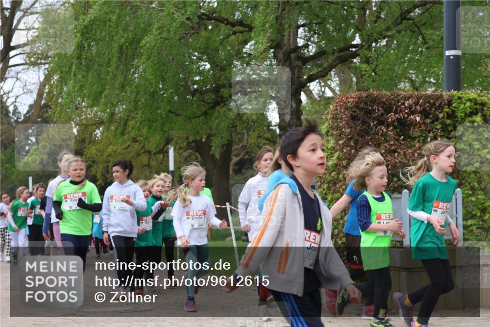 25.04.2026 - Das Zehntel Zöllner http://msf.ph/oto/9612615 25.04.2026 09:46:40 Laufen 6599 meine-sportfotos.de