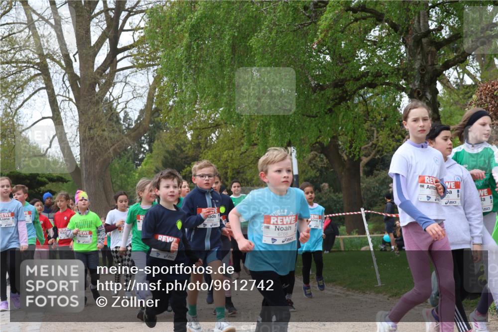 25.04.2026 - Das Zehntel Zöllner http://msf.ph/oto/9612742 25.04.2026 09:46:43 Laufen 6768, 511, 05 meine-sportfotos.de