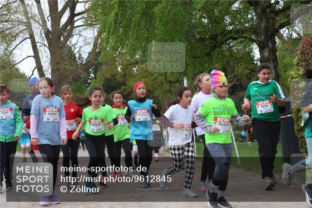 25.04.2026 - Das Zehntel Zöllner http://msf.ph/oto/9612845 25.04.2026 09:46:46 Laufen 6399, 6176, 5717, 7068 meine-sportfotos.de